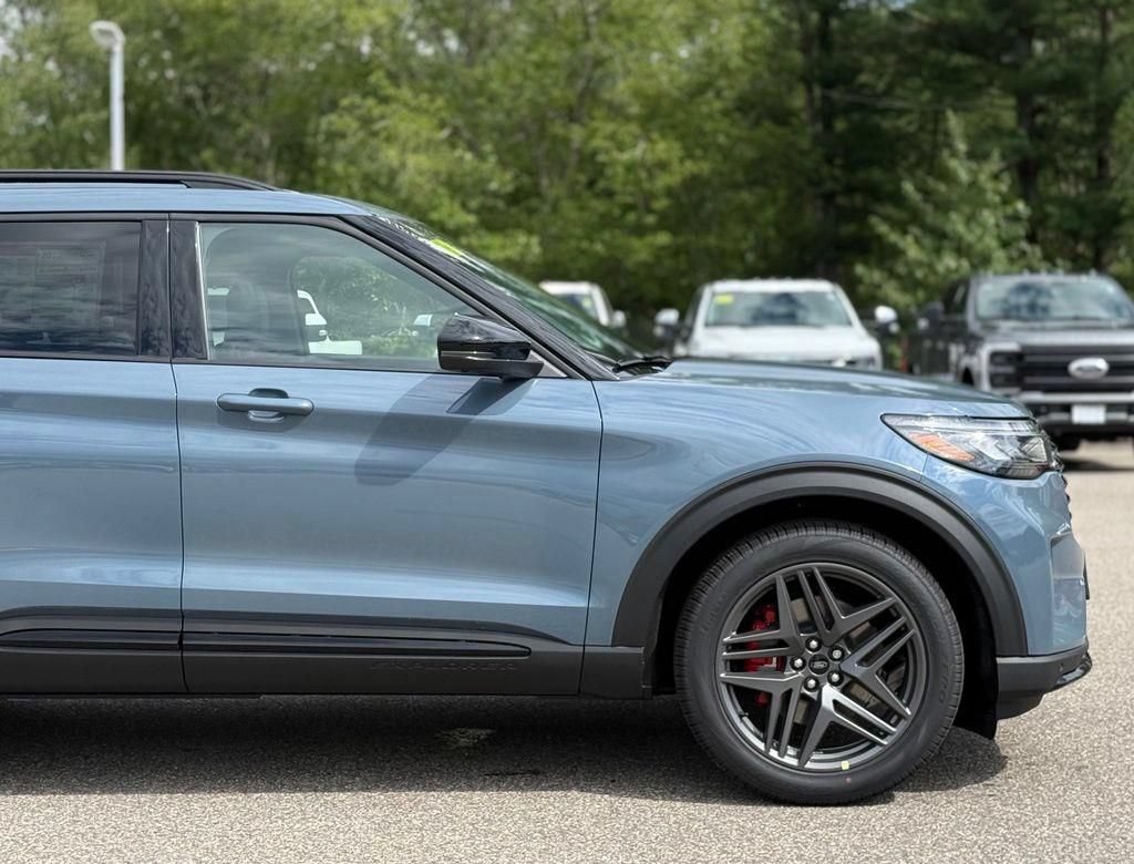 New 2026 Ford Explorer ST w/ Sun And Sound Package AWD/4WD image 3
