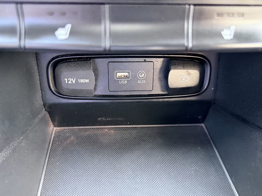 Used 2019 Hyundai Santa Fe SEL FWD image 26