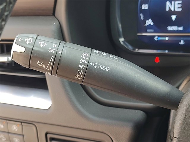 Used 2024 Chevrolet Tahoe Z71 w/ Luxury Package image 26