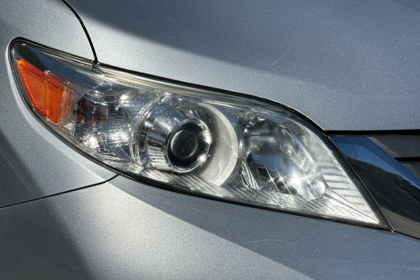 Used 2014 Toyota Sienna XLE FWD image 12