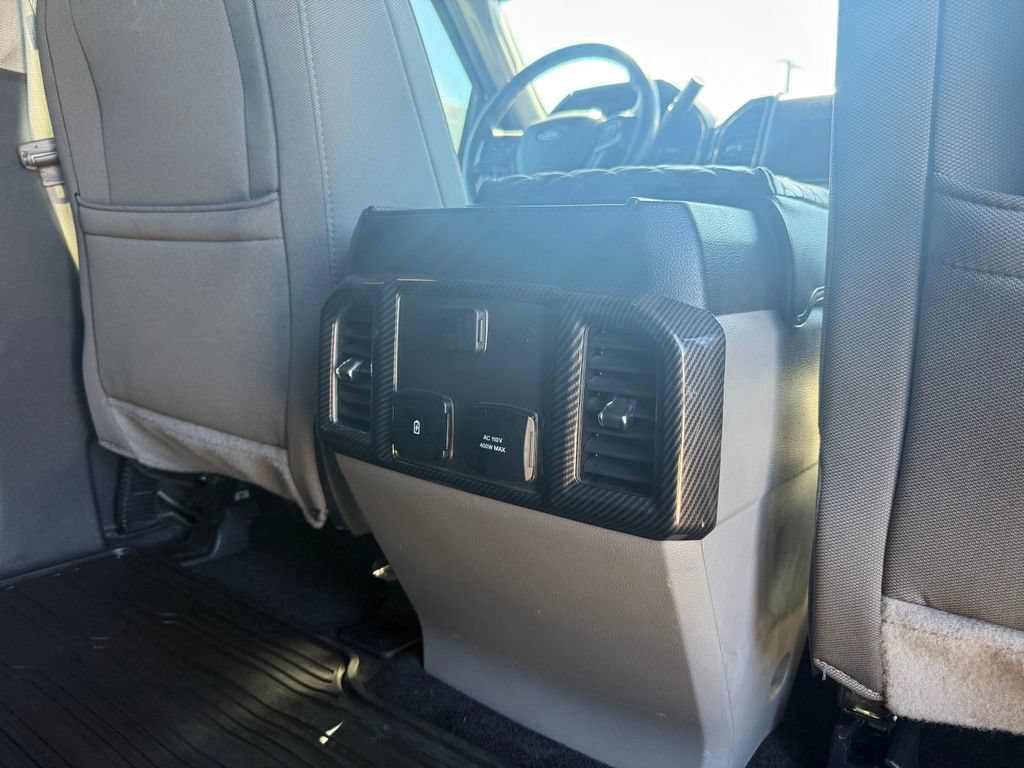 Used 2018 Ford F150 XLT w/ Equipment Group 302A Luxury AWD/4WD image 19