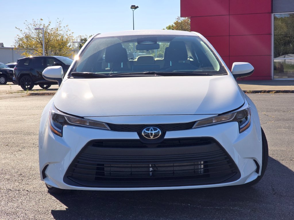 New 2027 Toyota Corolla LE FWD image 8