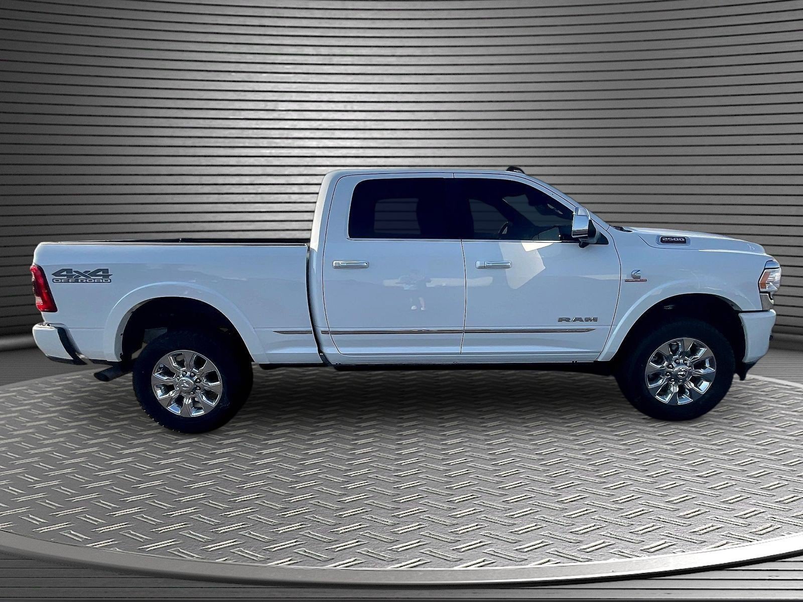 Used 2019 RAM 2500 Limited AWD/4WD image 8