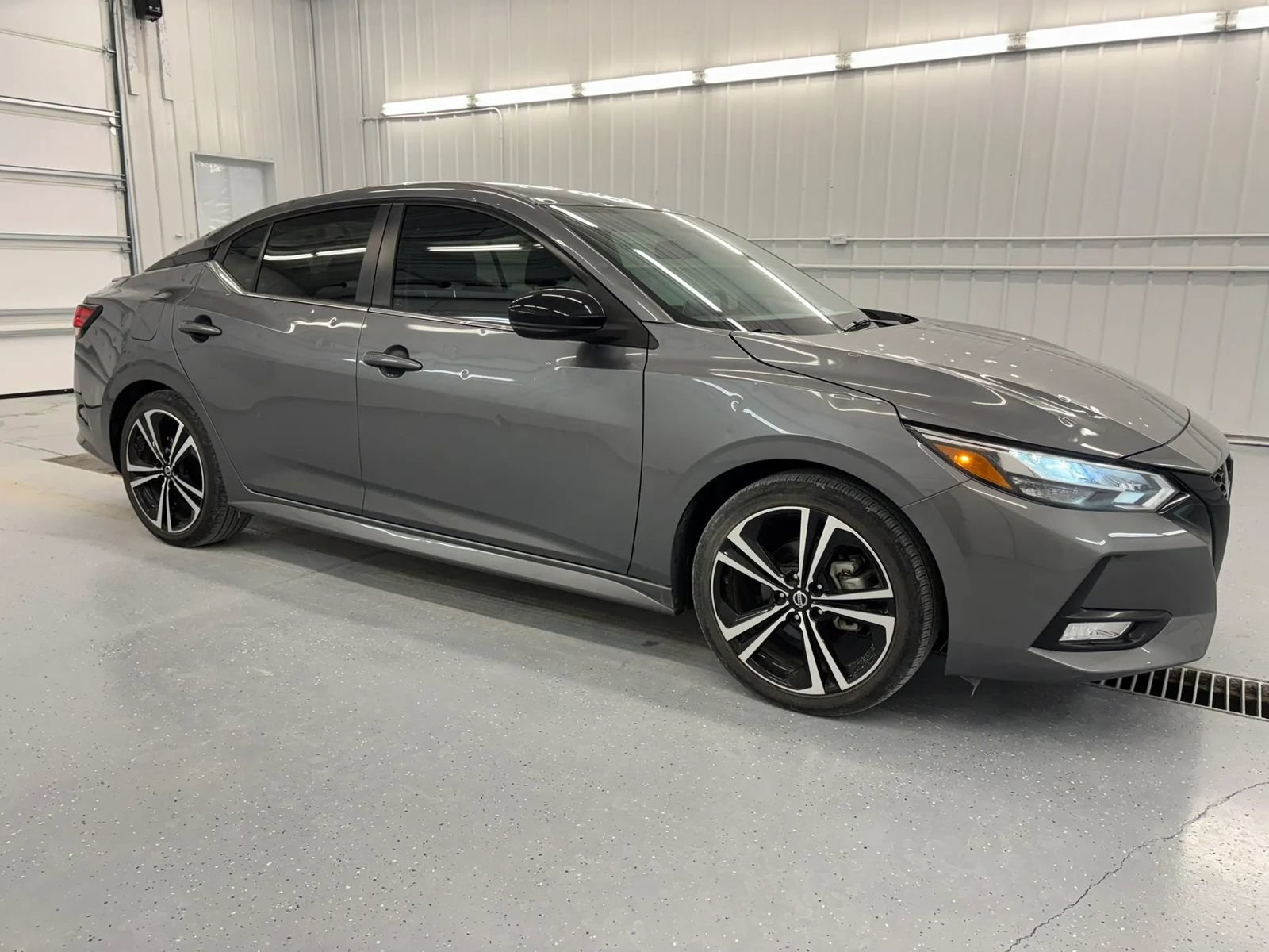 Used 2022 Nissan Sentra SR FWD image 15