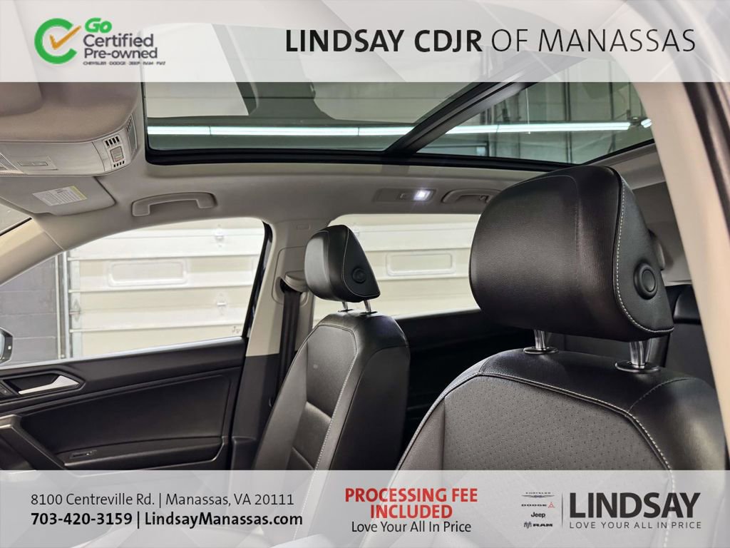 Used 2021 Volkswagen Tiguan SEL AWD/4WD image 19