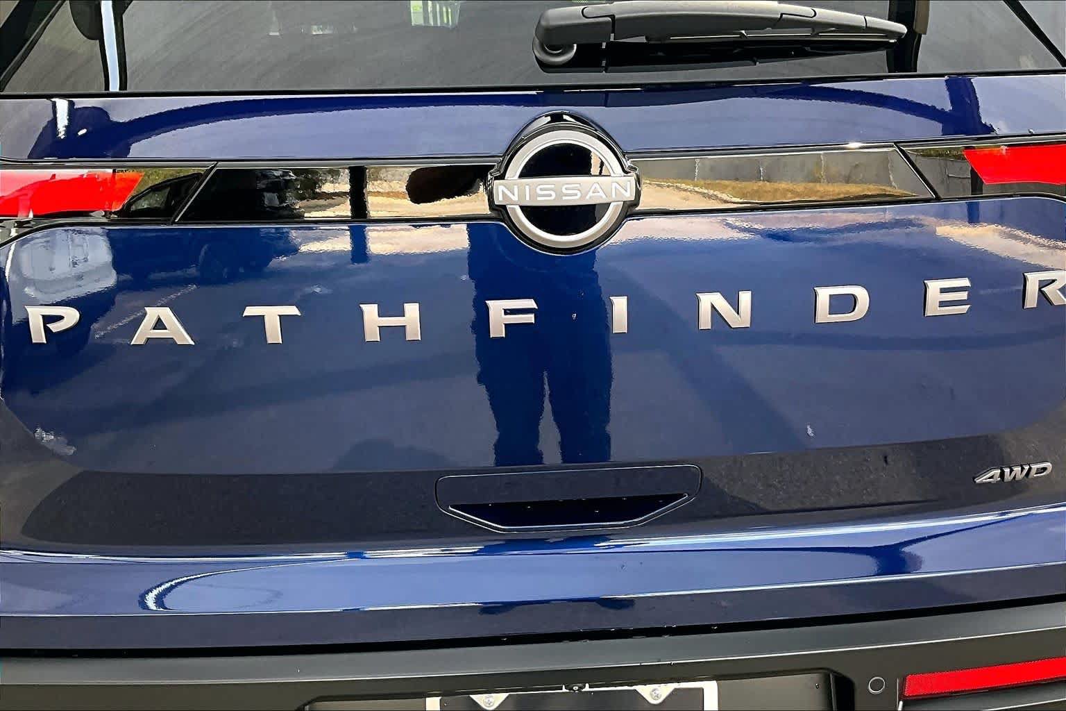New 2026 Nissan Pathfinder SV AWD/4WD image 8