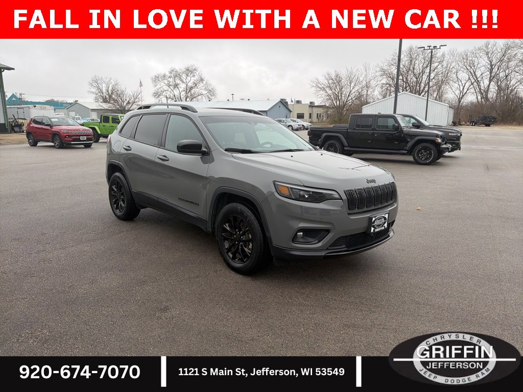 Used 2023 Jeep Cherokee Altitude Lux image 5