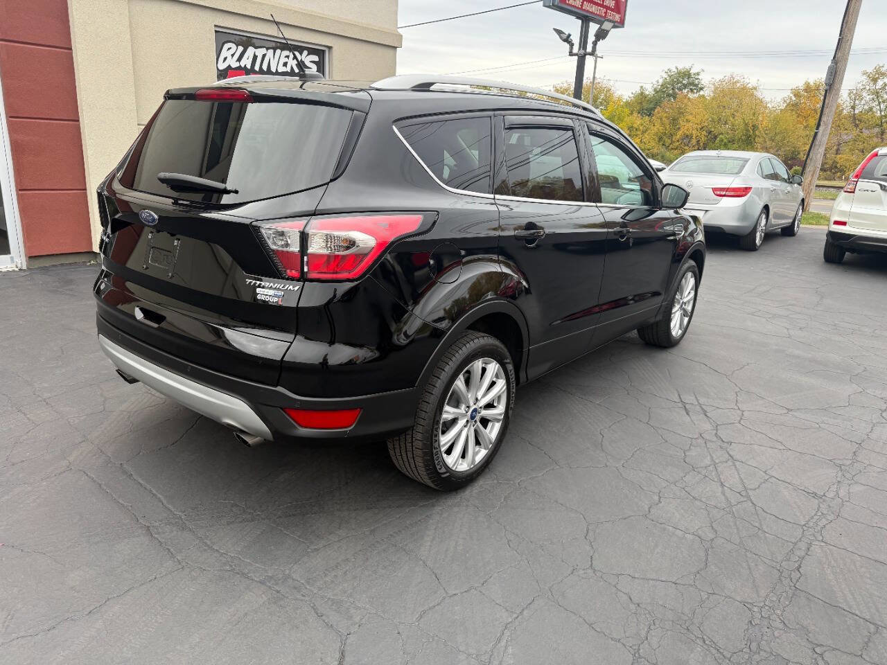 Used 2018 Ford Escape Titanium w/ Ford Safe & Smart Package image 6