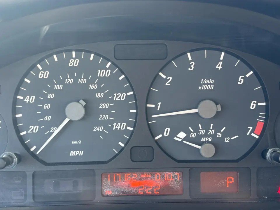 Used 2004 BMW 325Ci Convertible RWD image 24