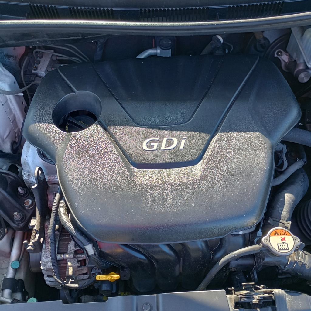 Used 2013 Hyundai Accent GLS image 24