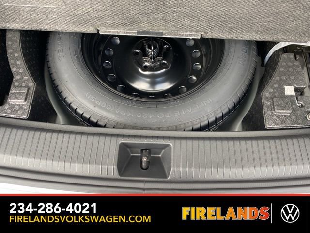 New 2025 Volkswagen Tiguan SE image 73