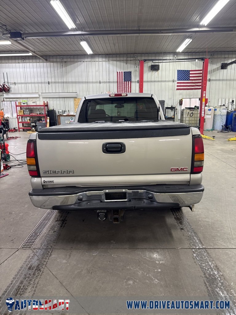 Used 2004 GMC Sierra 1500 SLE w/ Light Duty Power Package image 5