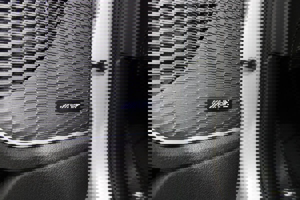 Used 2023 Jeep Grand Cherokee 30th Anniversary image 11