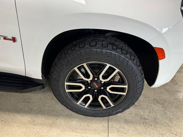 Certified 2022 GMC Yukon AT4 AWD/4WD image 7