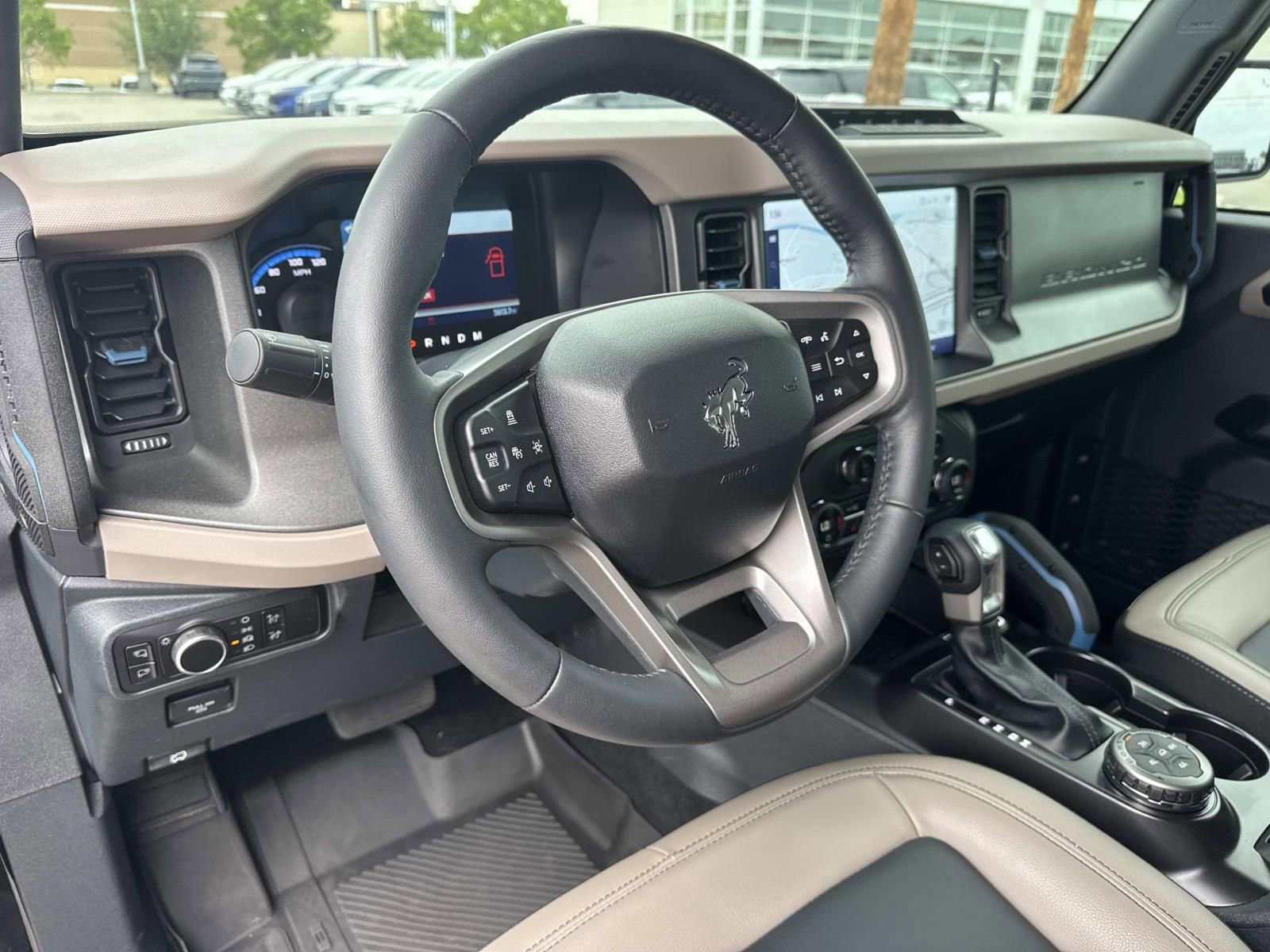 Used 2024 Ford Bronco Wildtrak AWD/4WD image 19