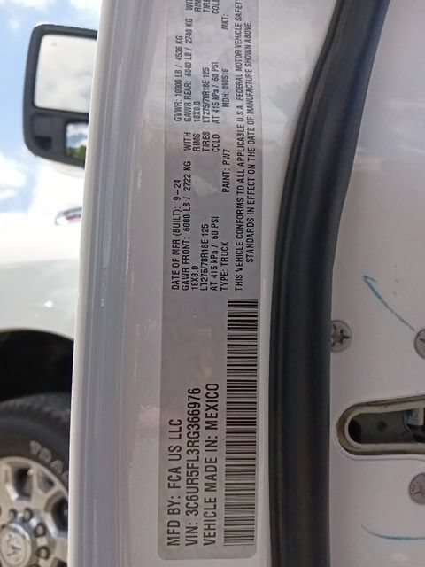 Used 2024 RAM 2500 Laramie AWD/4WD image 39