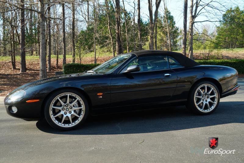 Used 2003 Jaguar XK8 Convertible image 13