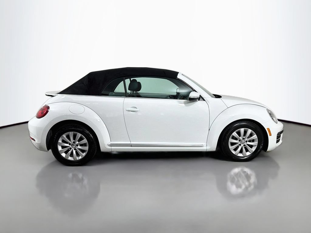 Used 2019 Volkswagen Beetle 2.0T S FWD image 4