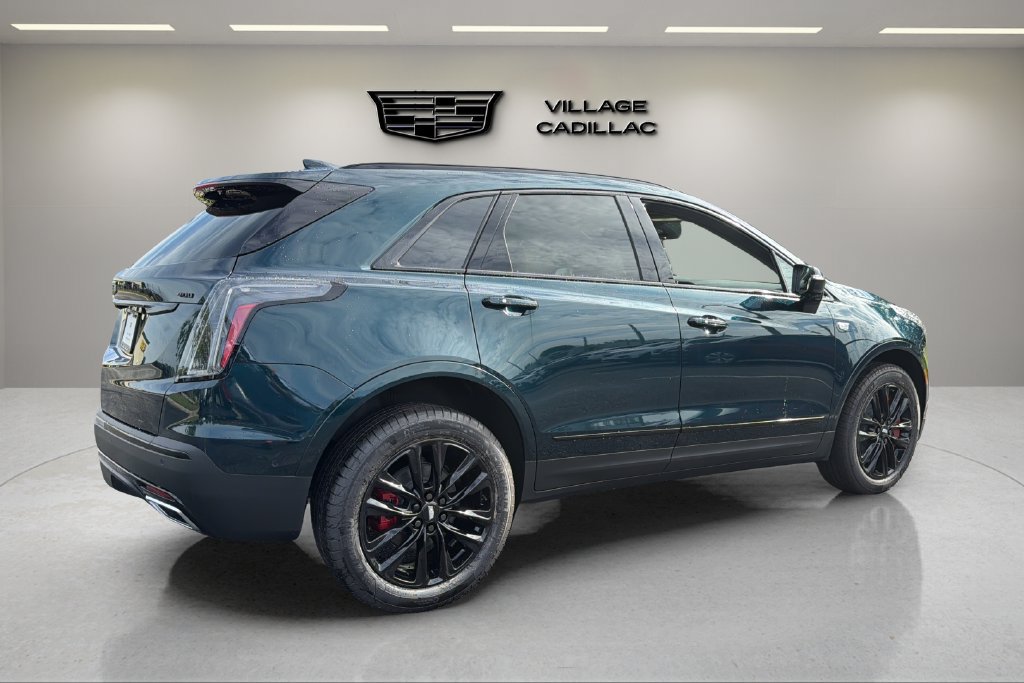 New 2026 Cadillac XT5 Sportv w/ LPO, Onyx Lite Package AWD/4WD image 5