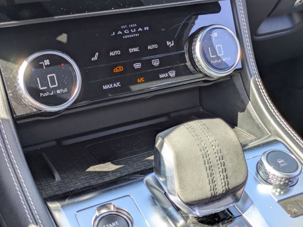 Used 2024 Jaguar F-PACE R-Dynamic S AWD/4WD image 23