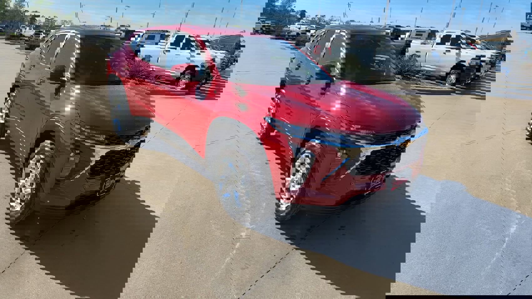 Used 2026 Chevrolet Trax LS w/ LS Convenience Package image 3