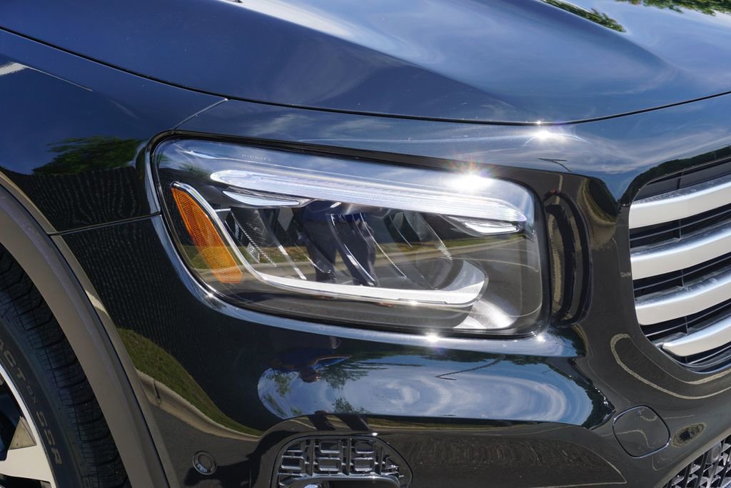 New 2025 Mercedes-Benz GLB 250 4MATIC image 10