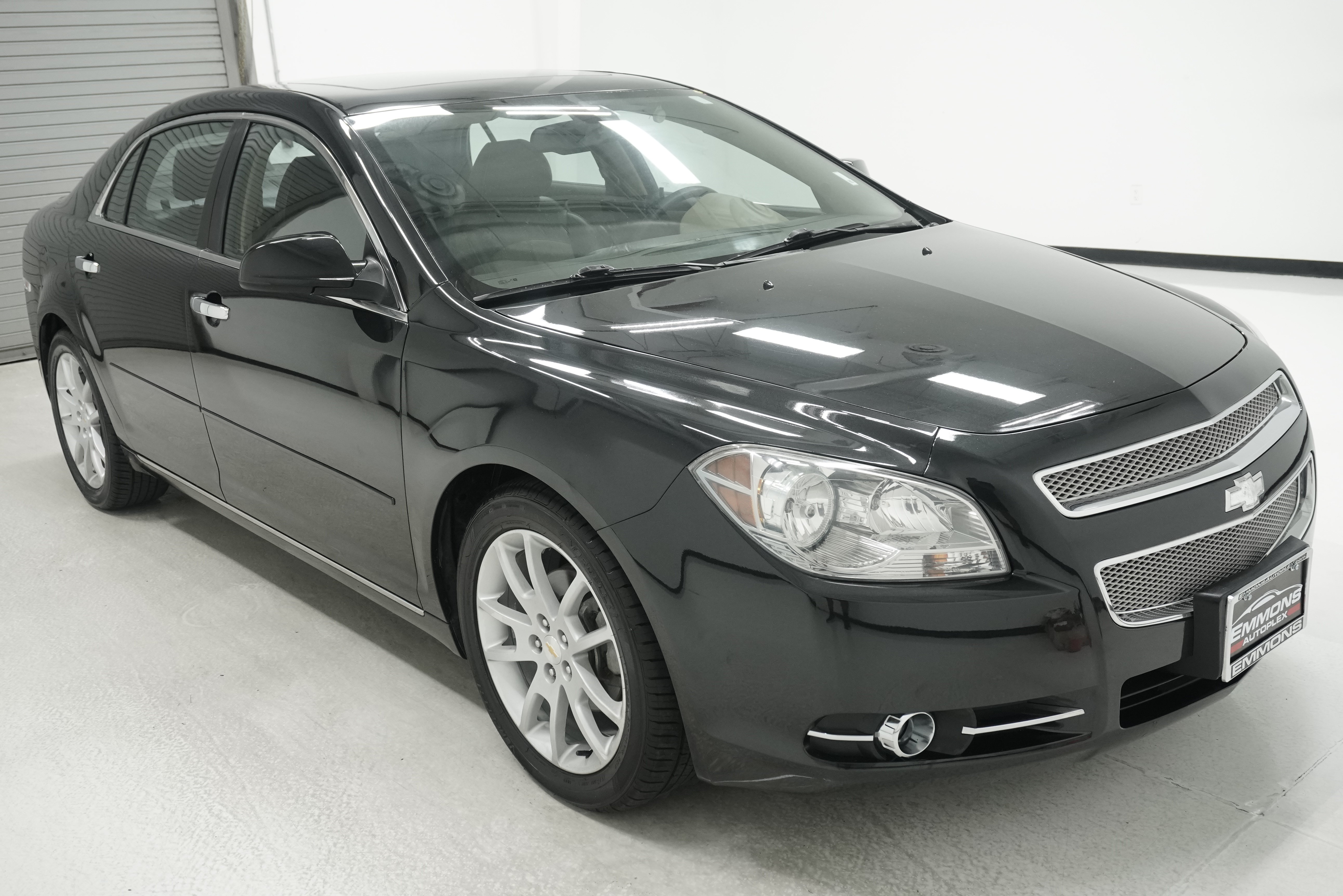 Used 2012 Chevrolet Malibu LTZ FWD image 3