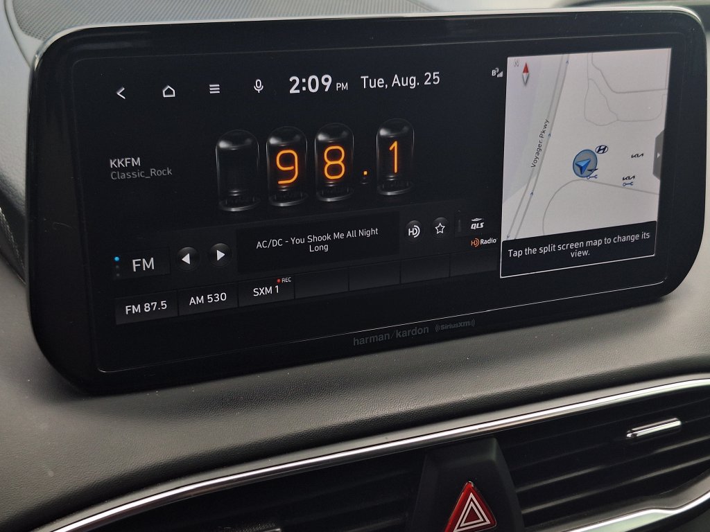 Certified 2022 Hyundai Santa Fe Limited AWD/4WD image 20