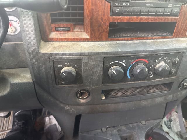 Used 2006 Dodge Ram 1500 Truck SLT w/ Quad Cab Big Horn Value Group image 4