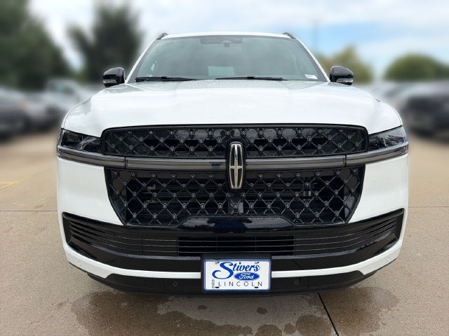 New 2027 Lincoln Navigator Reserve w/ Jet Appearance Package AWD/4WD image 12