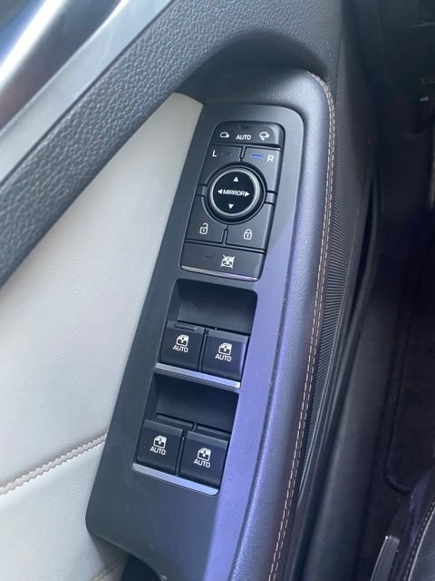 Used 2018 Genesis G80 3.3T Sport AWD/4WD image 18