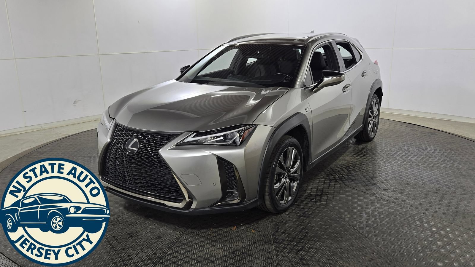 Used 2021 Lexus UX 200 F Sport w/ Accessory Package (Z1) FWD image 3