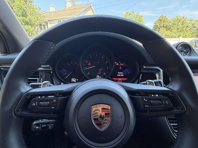 Used 2026 Porsche Macan AWD/4WD image 26