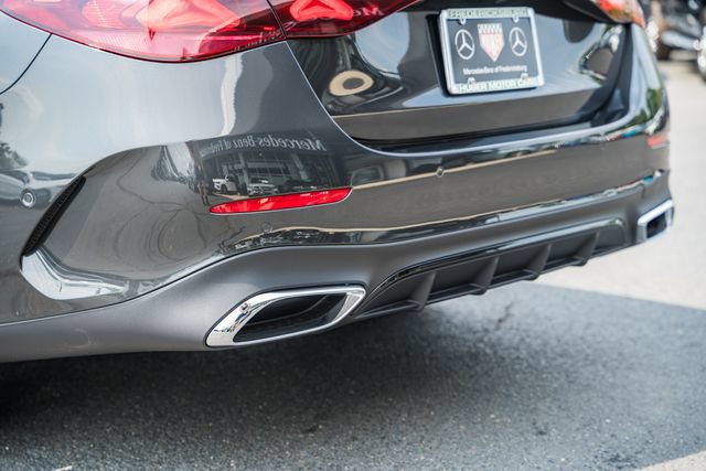 New 2027 Mercedes-Benz E 350 4MATIC Sedan image 9