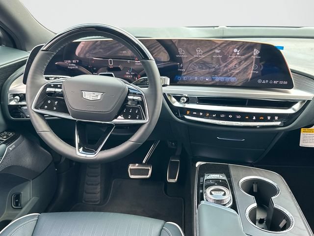Used 2026 Cadillac Lyriq Signature Sport w/ Nappa Leather Package AWD/4WD image 2