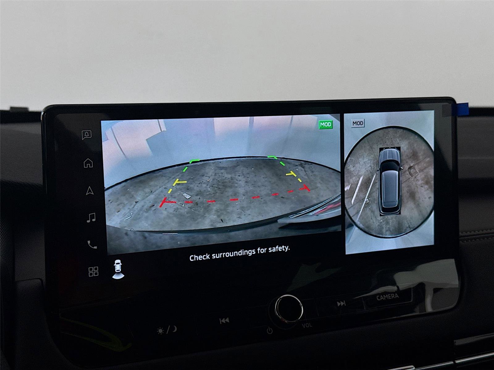 New 2026 Mitsubishi Outlander SE image 13