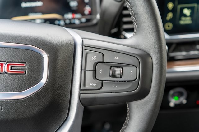 Used 2024 GMC Sierra 1500 Elevation image 25