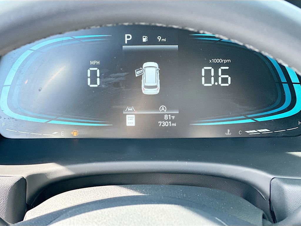 Used 2025 Hyundai Palisade SEL FWD image 12