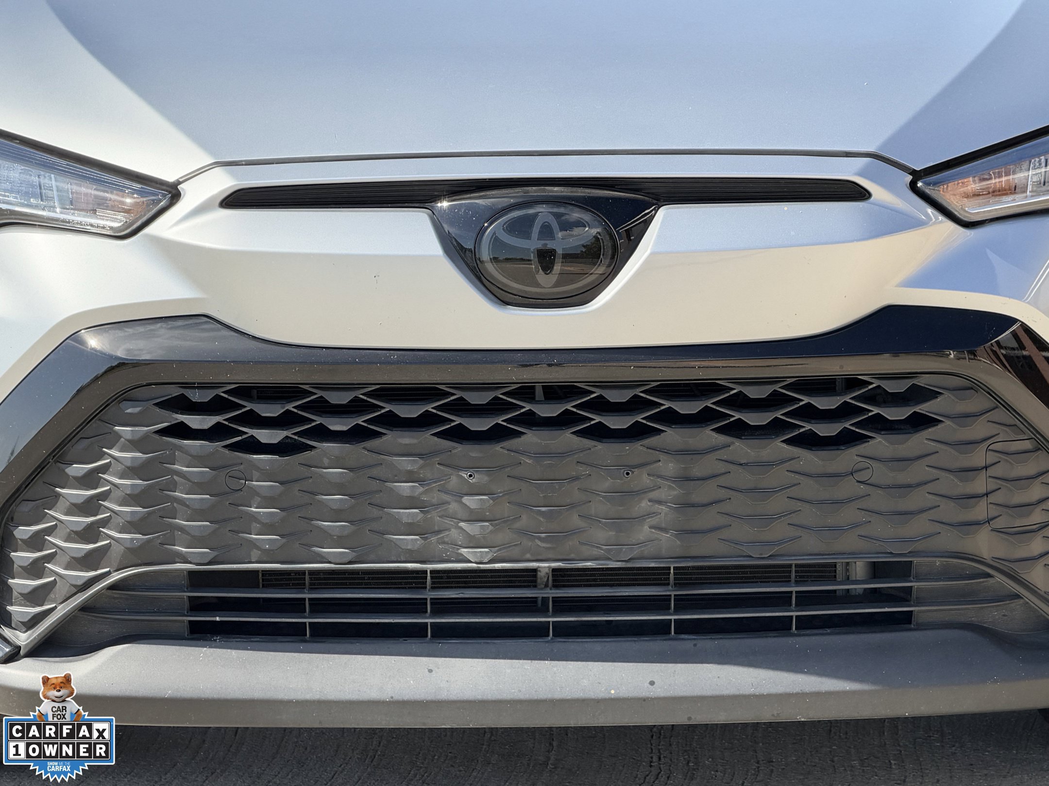Used 2024 Toyota Corolla Cross AWD Hybrid image 12