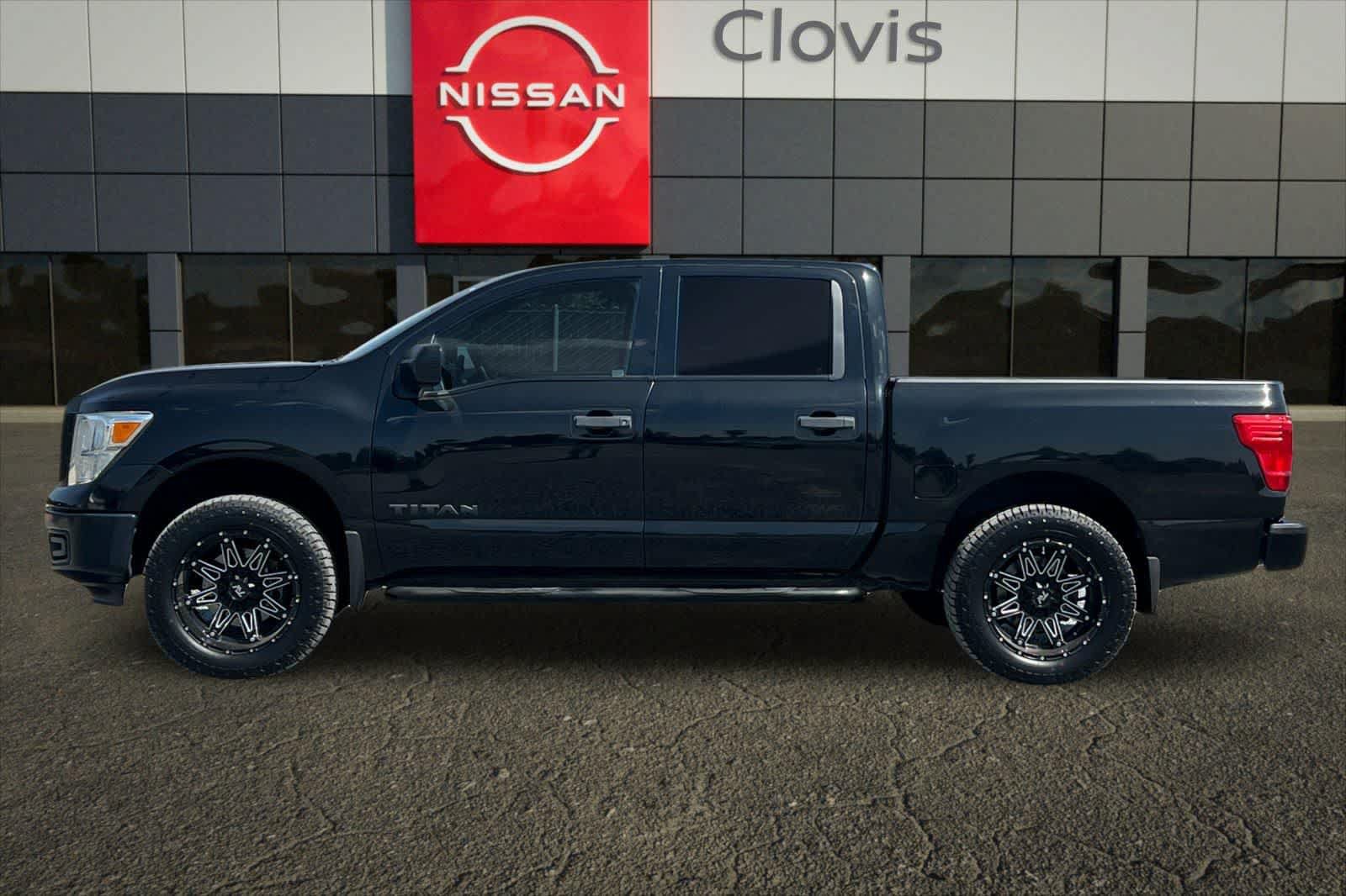 Used 2018 Nissan Titan S w/ S Utility Package AWD/4WD image 6