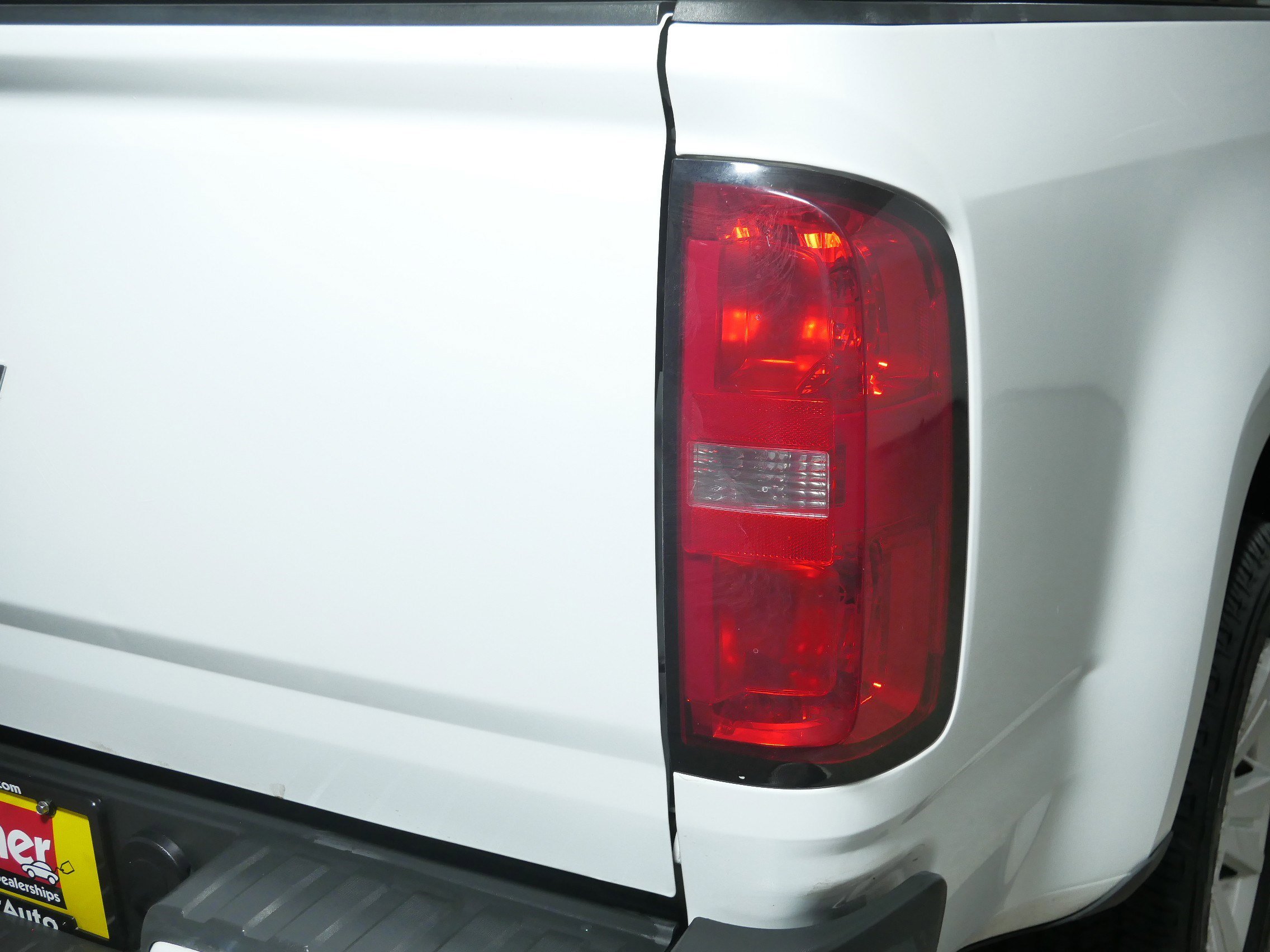 Used 2020 Chevrolet Colorado LT w/ Safety Package image 17