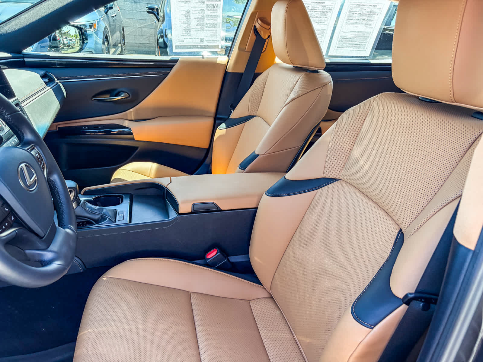 Certified 2025 Lexus ES 350 F Sport w/ Accessory Package (Z2) FWD image 17