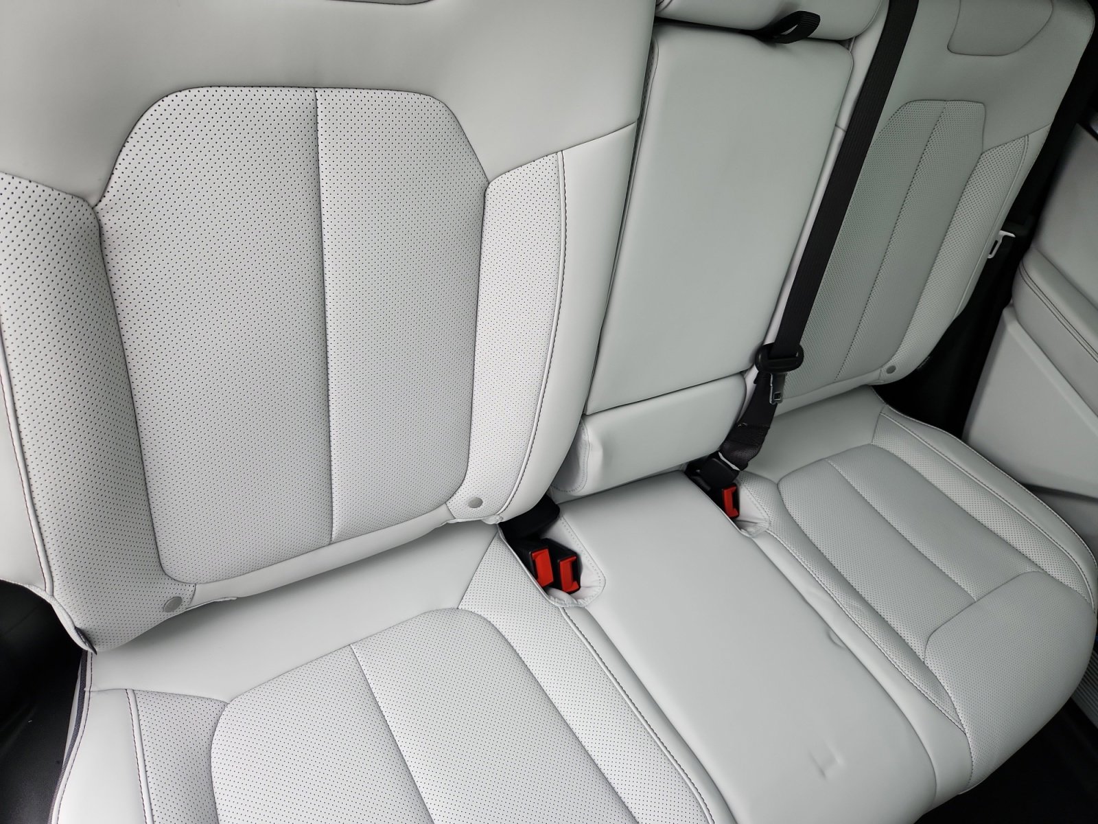 New 2025 Jeep Wagoneer S Limited w/ Comfort Package image 18