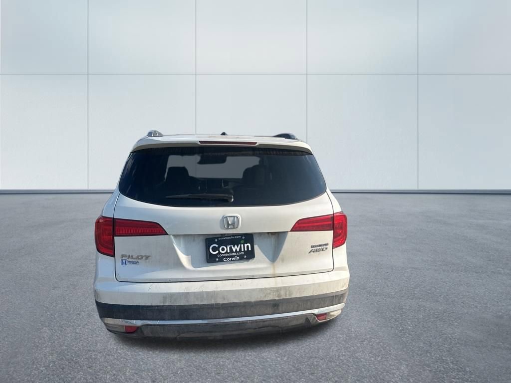Used 2017 Honda Pilot Touring image 5