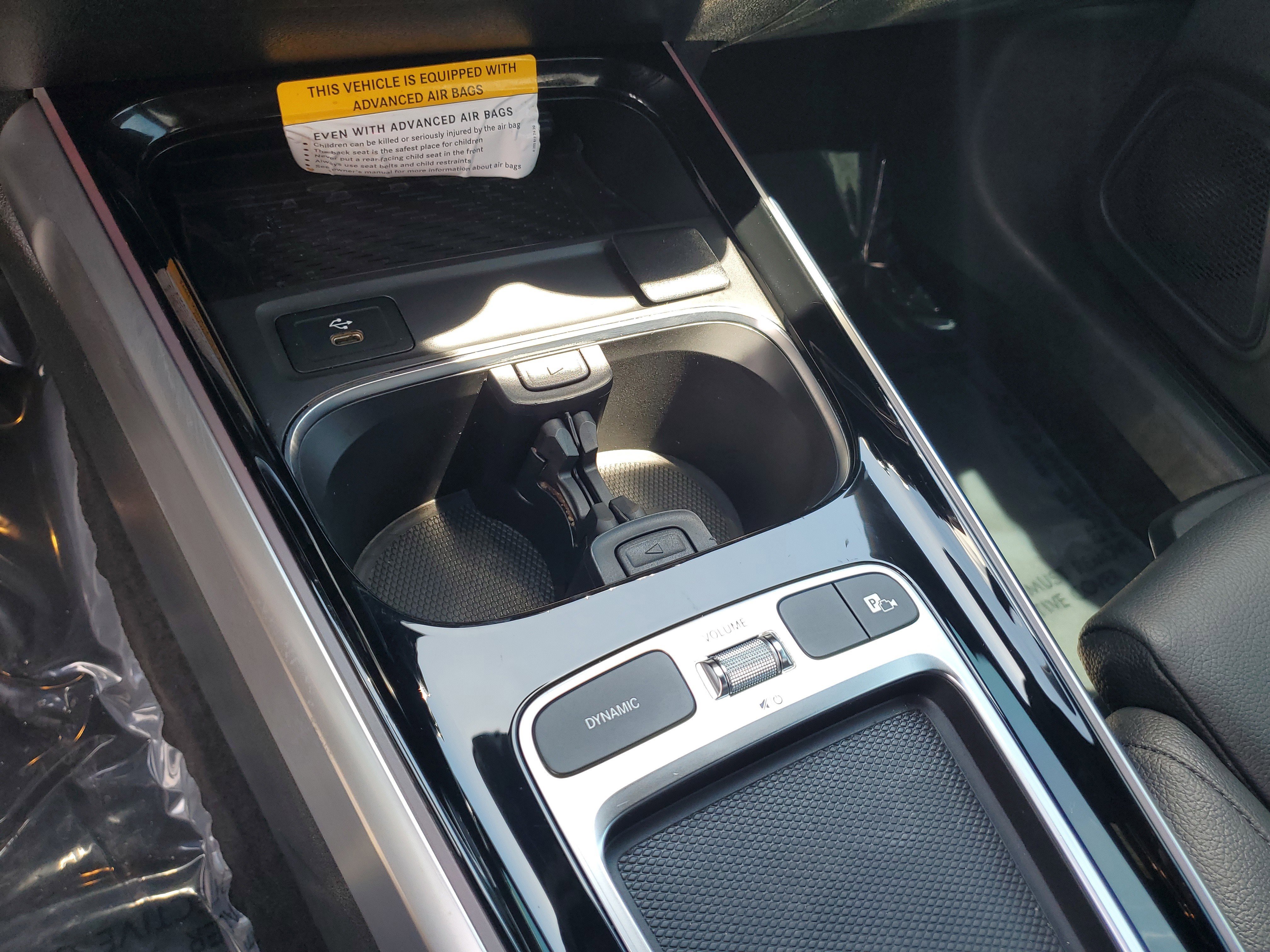 Certified 2025 Mercedes-Benz GLB 250 image 29