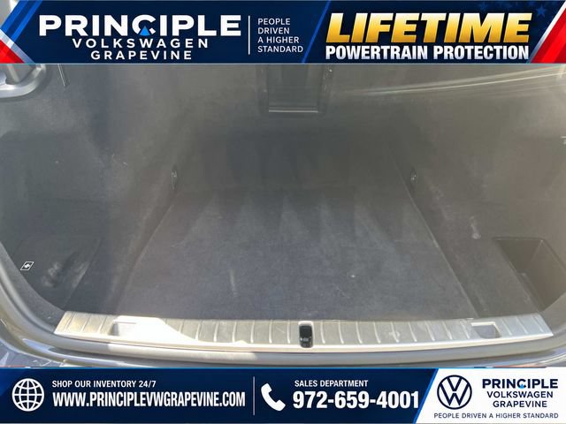 Used 2021 BMW 740i w/ Premium Package RWD image 26
