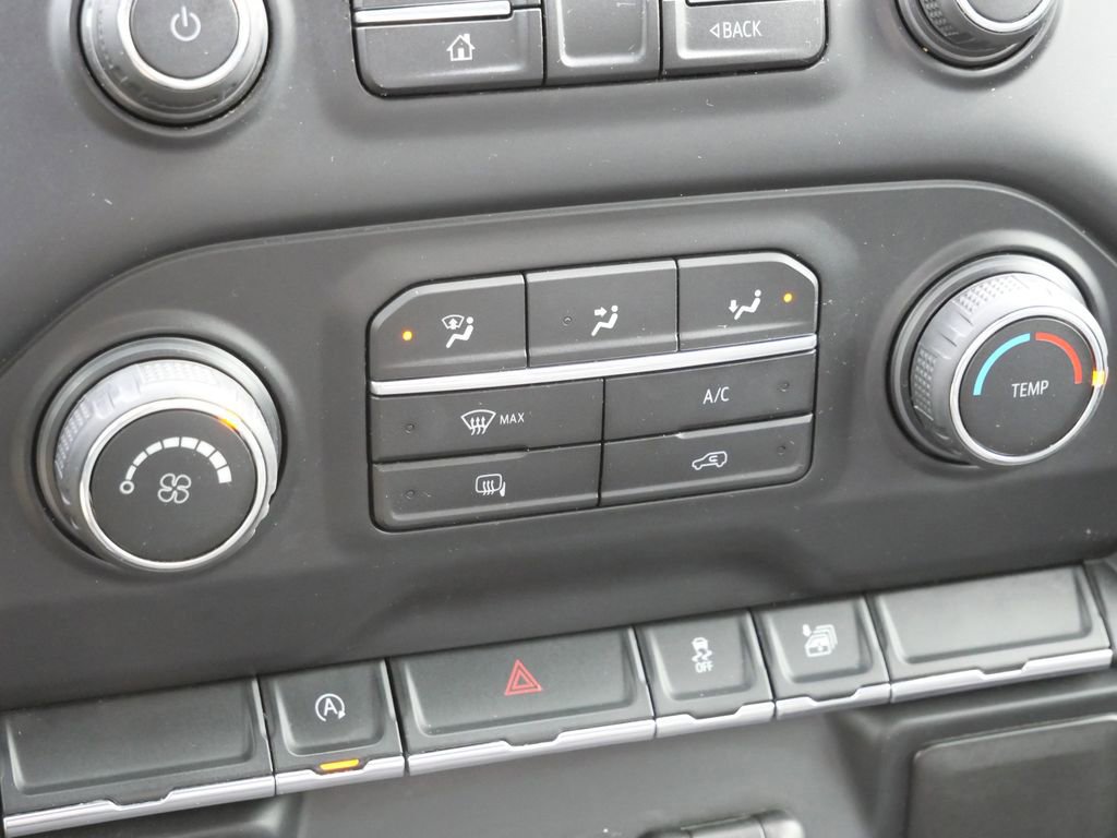 Used 2020 Chevrolet Silverado 1500 LT image 36