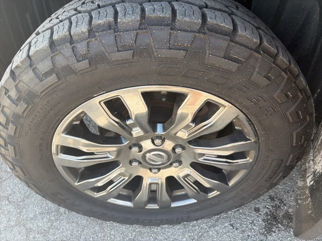 Used 2017 Nissan Titan Platinum Reserve AWD/4WD image 10