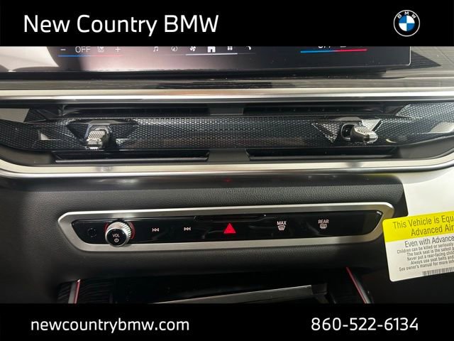 New 2026 BMW X7 xDrive40i w/ M Sport Package image 24