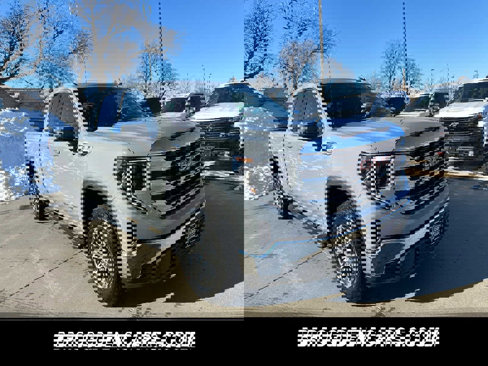 New 2025 GMC Sierra 1500 SLE w/ Preferred Package